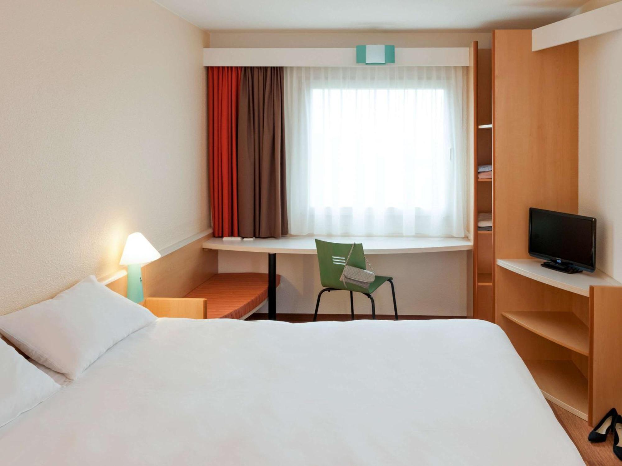 Ibis Tours Sud Chambray-lès-Tours Exterior foto
